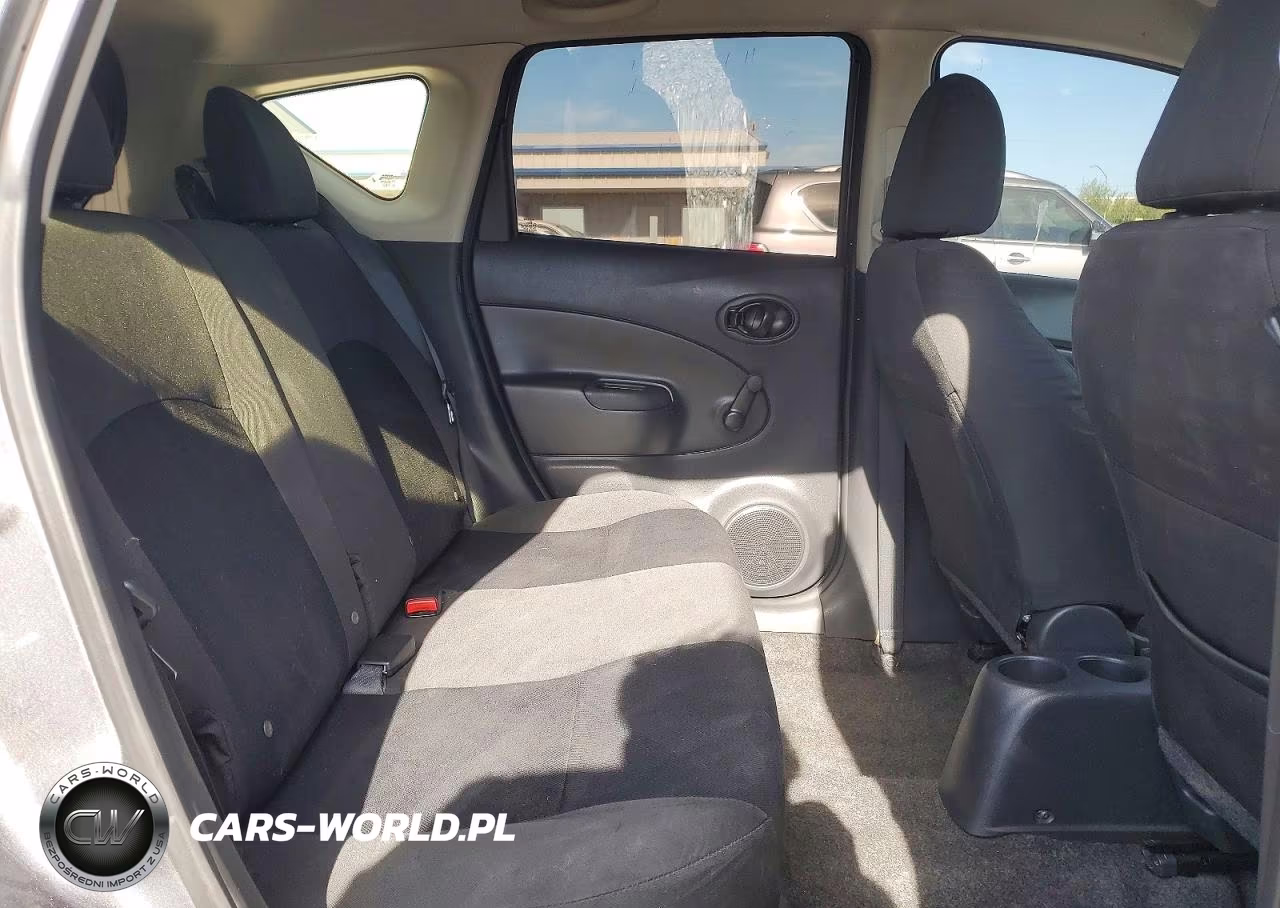 2016 Nissan Versa Note S Plus VIN:3N1CE2CP2GL397746 - 10