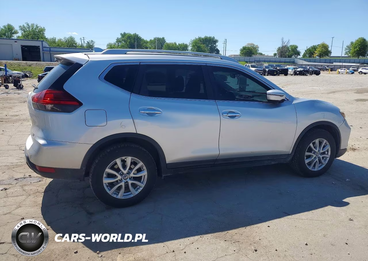 2017 Nissan Rogue Sv VIN:5N1AT2MT8HC824006 - 3