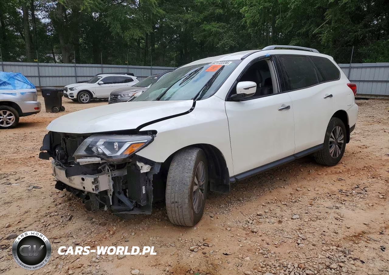 2020 Nissan Pathfinder Sv