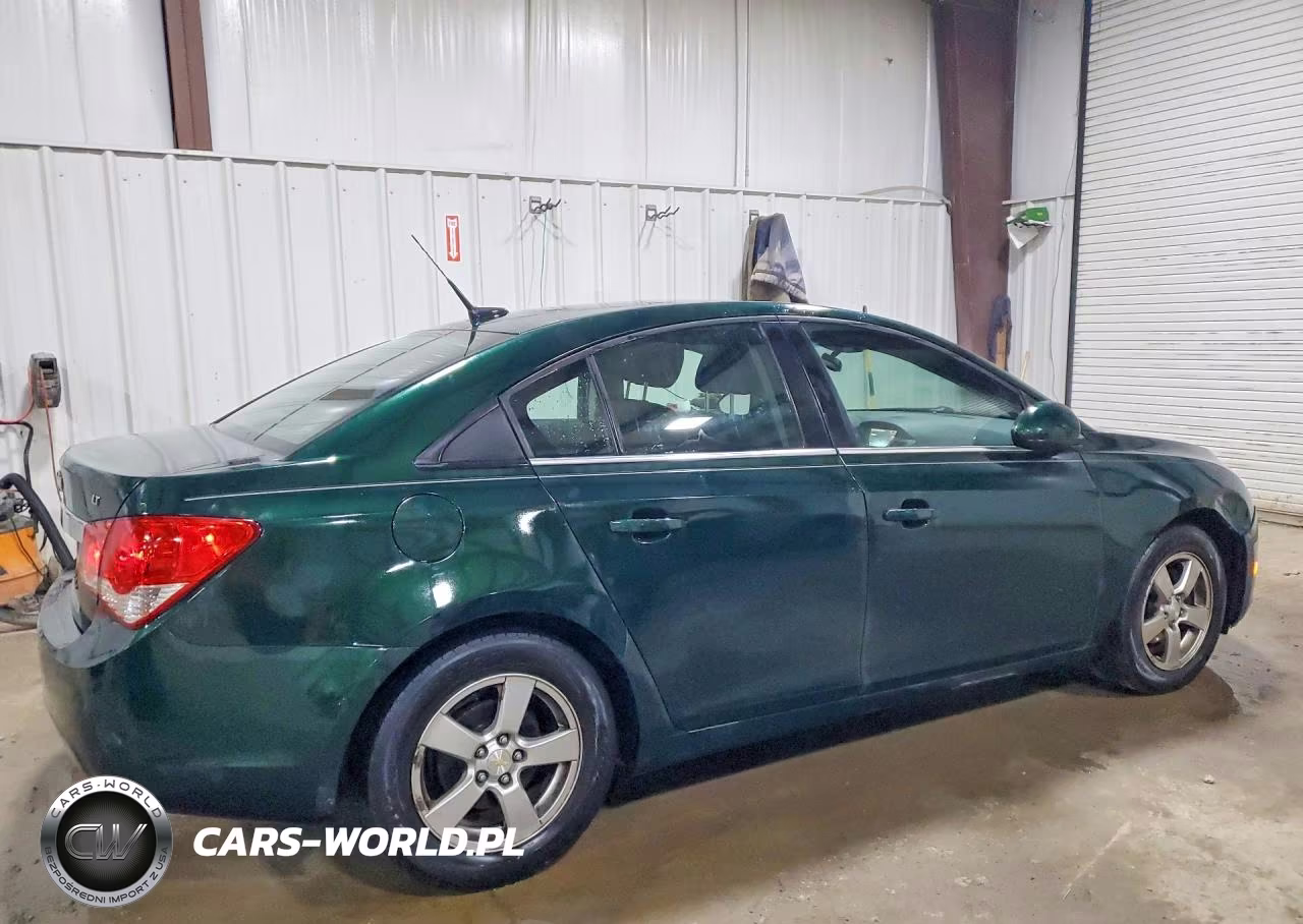 2014 Chevrolet Cruze Lt VIN:1G1PC5SB1E7445792 - 3