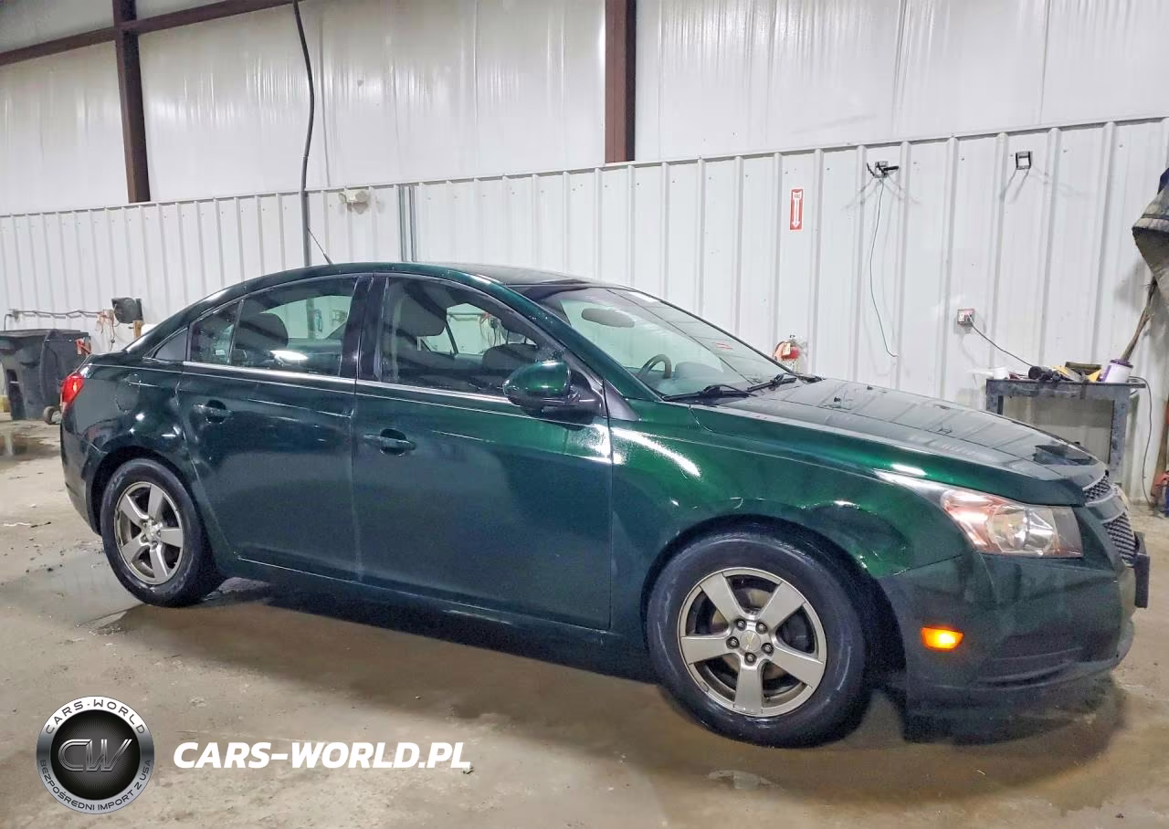 2014 Chevrolet Cruze Lt VIN:1G1PC5SB1E7445792 - 4