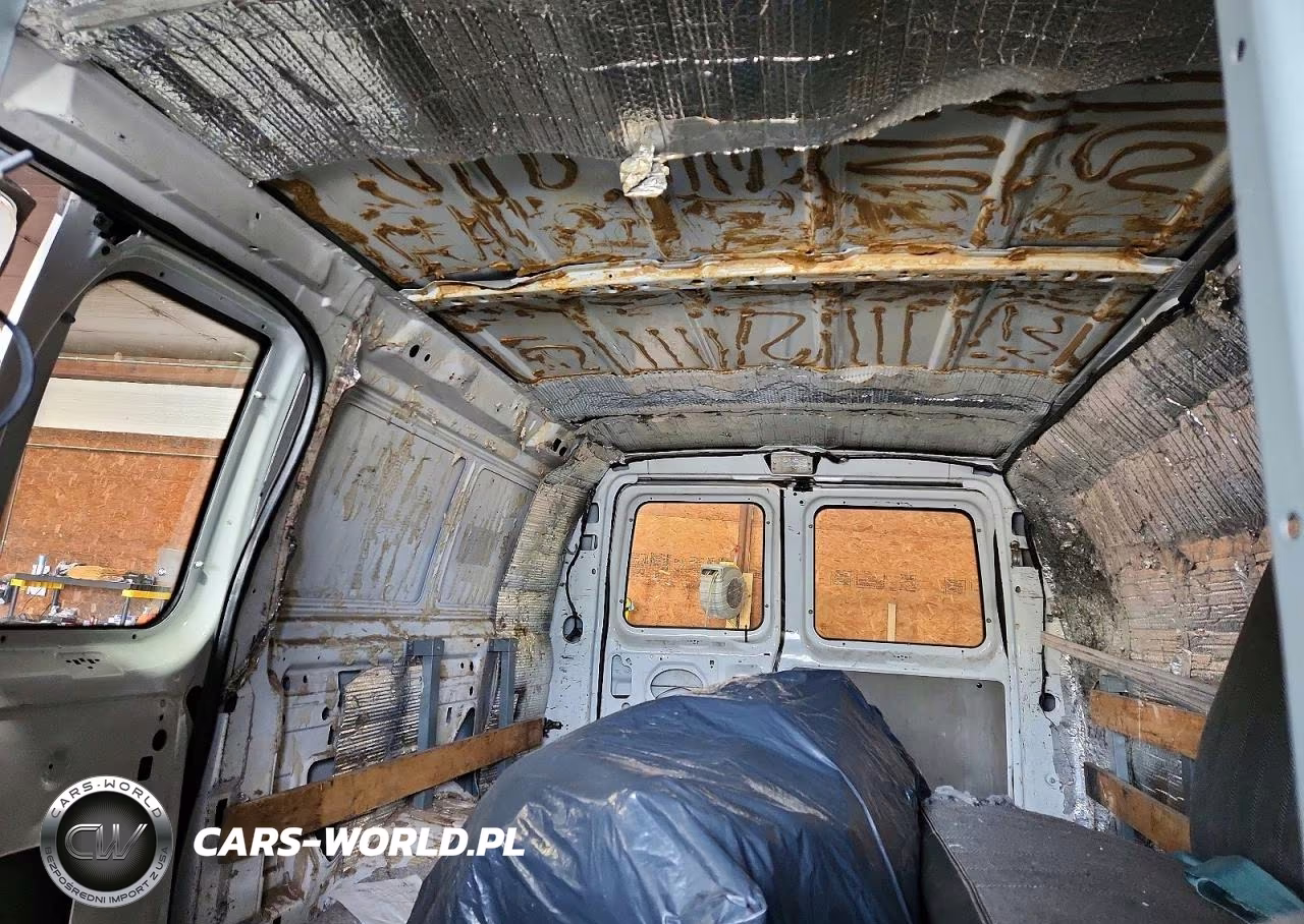 2011 Ford Econoline E250 Van VIN:1FTNE2EW6BDA56696 - 11