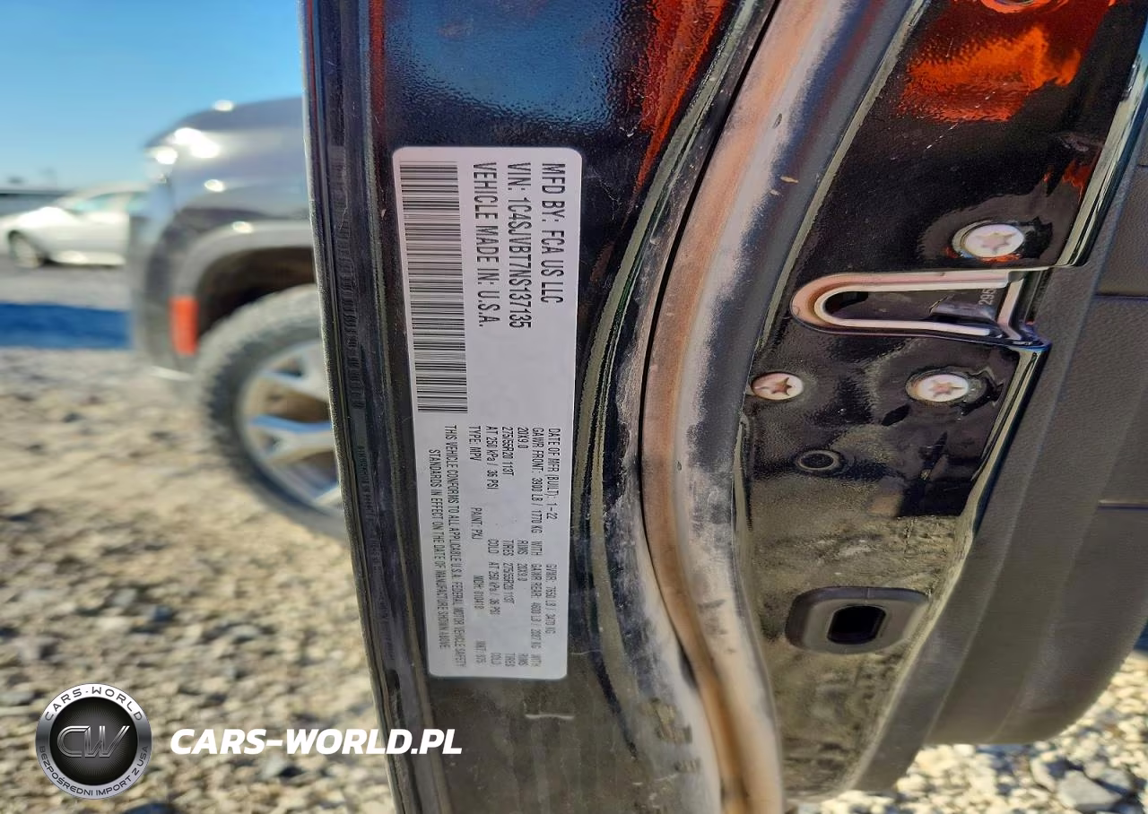 2022 Jeep Wagoneer Series Ii VIN:1C4SJVBT7NS137135 - 13