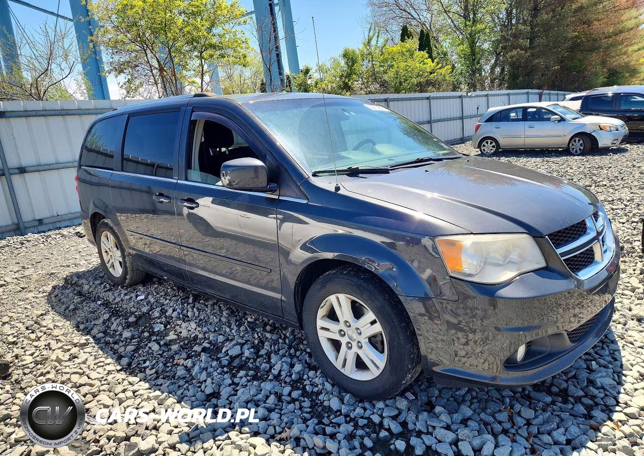 2012 Dodge Grand Caravan Crew VIN:2C4RDGDG8CR377617 - 4