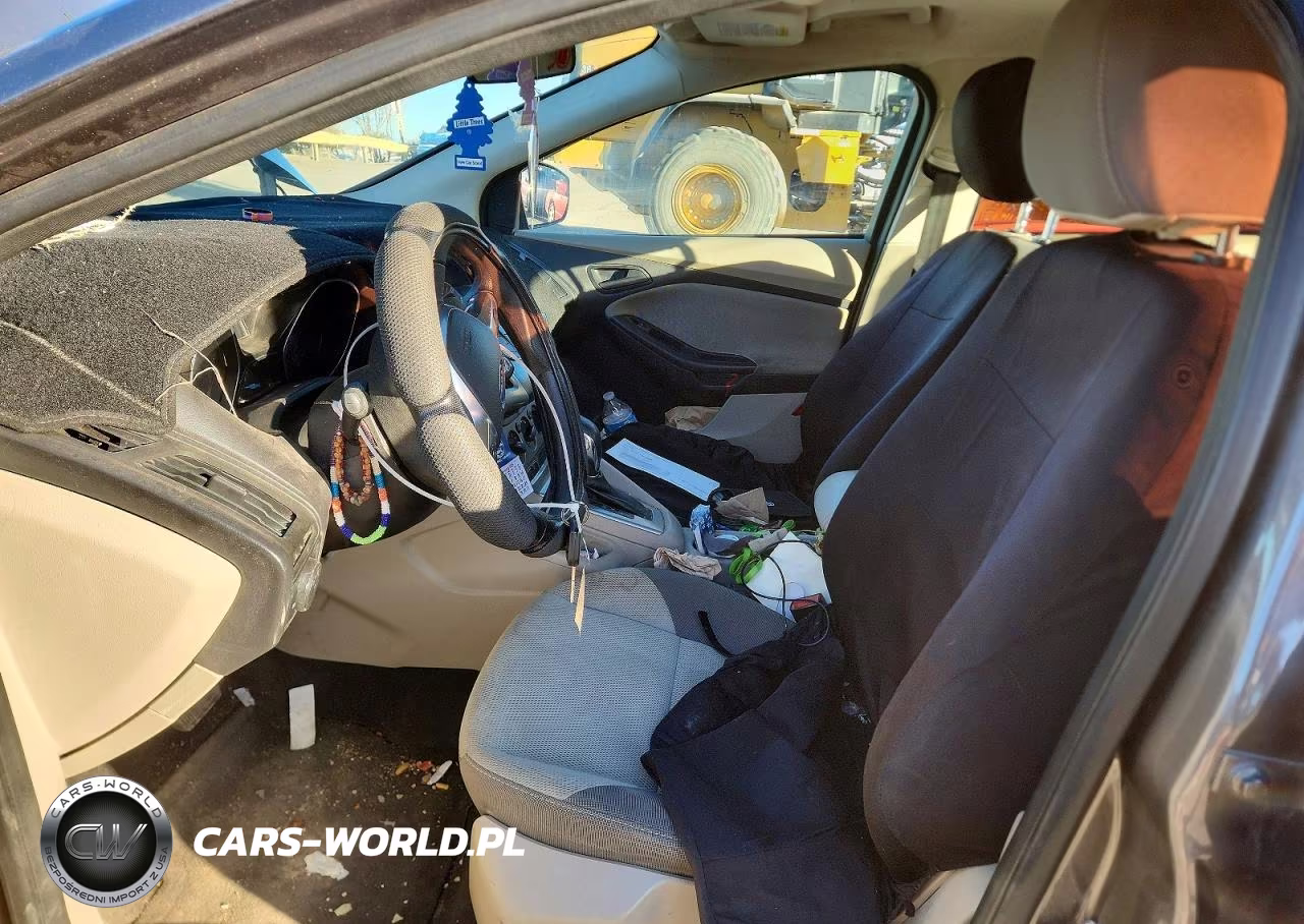 2012 Ford Focus Se VIN:1FAHP3F23CL470170 - 7