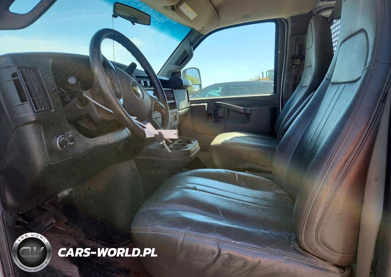 2016 Chevrolet Express G2500 VIN:1GCWGAFF2G1252862 - 7