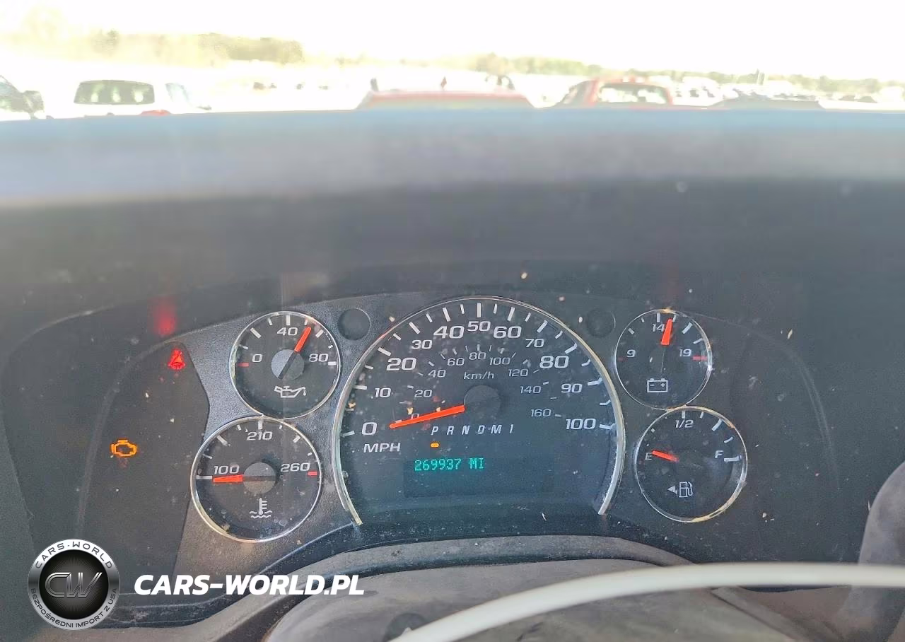 2016 Chevrolet Express G2500 VIN:1GCWGAFF2G1252862 - 9