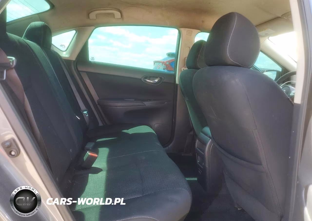 2019 Nissan Sentra S VIN:3N1AB7AP4KY258049 - 10