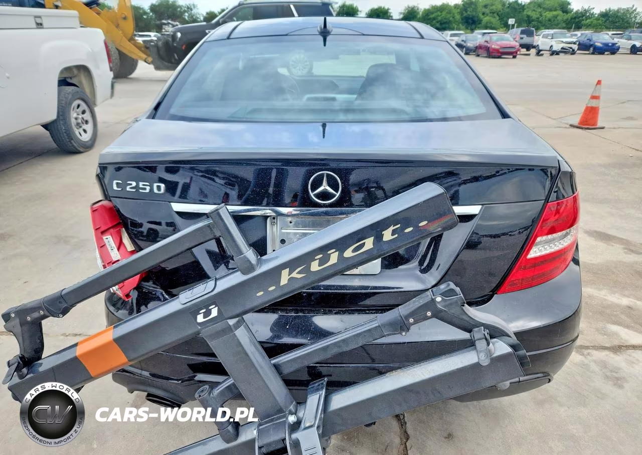 2012 Mercedes-Benz C 250 VIN:WDDGJ4HBXCF875957 - 6