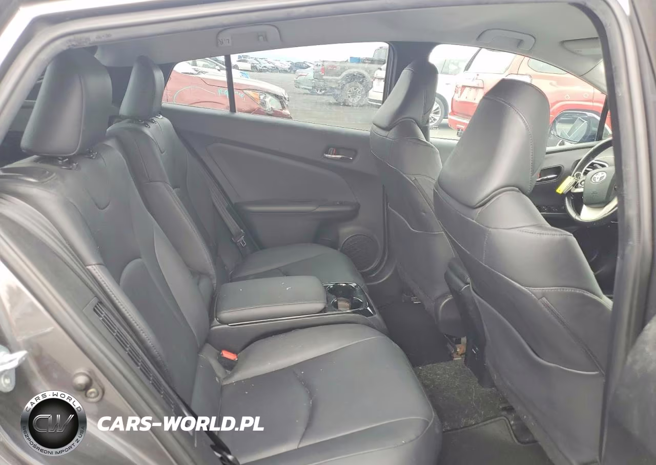 2017 Toyota Prius Prime Premium VIN:JTDKARFP2H3028780 - 10
