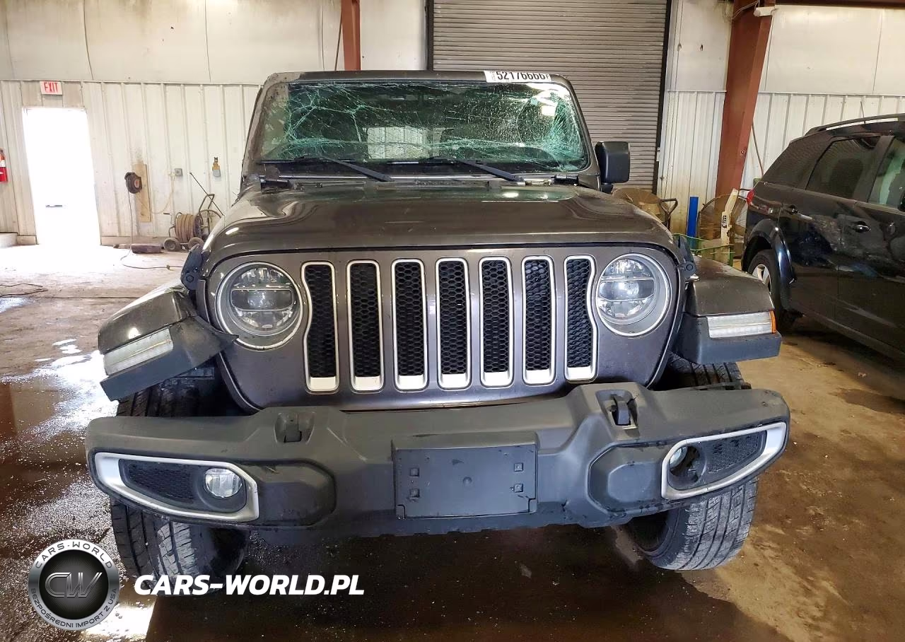 2018 Jeep Wrangler Unlimited Sahara VIN:1C4HJXEG6JW154905 - 5