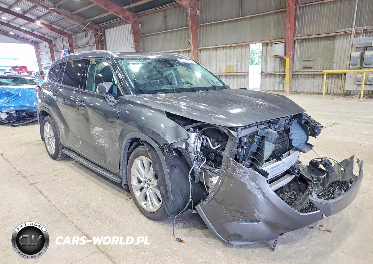 2021 Toyota Highlander Limited VIN:5TDYZRAH5MS516682 - 4