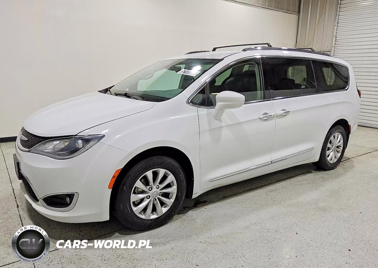 2019 Chrysler Pacifica Touring L