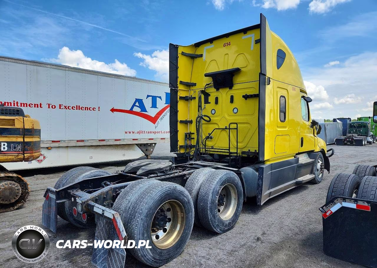 2020 Freightliner Cascadia 126 Semi Truck VIN:3AKJHHDR7LSLS4955 - 4