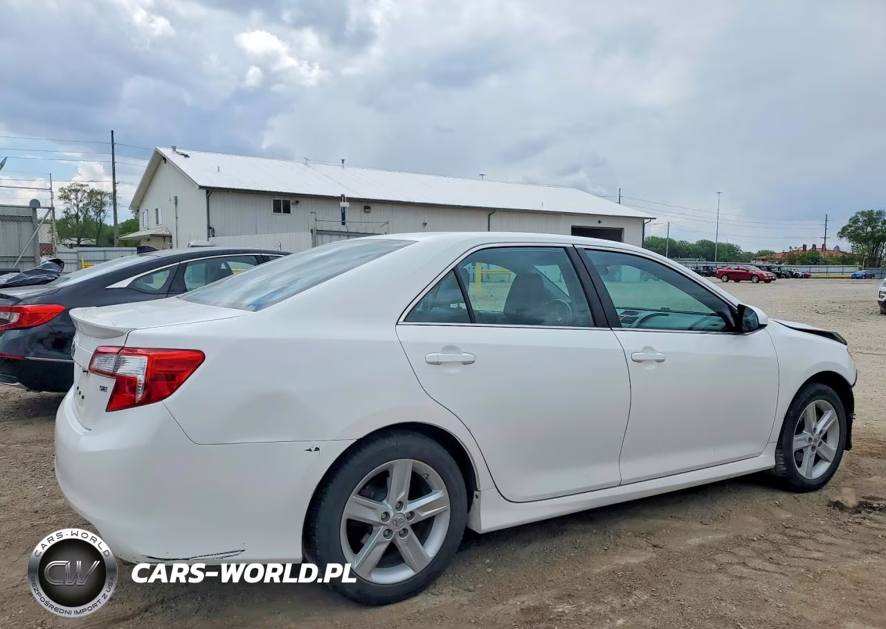 2014 Toyota Camry Se VIN:4T1BF1FK7EU376681 - 3