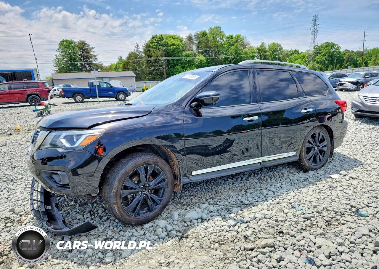 2017 Nissan Pathfinder Platinum