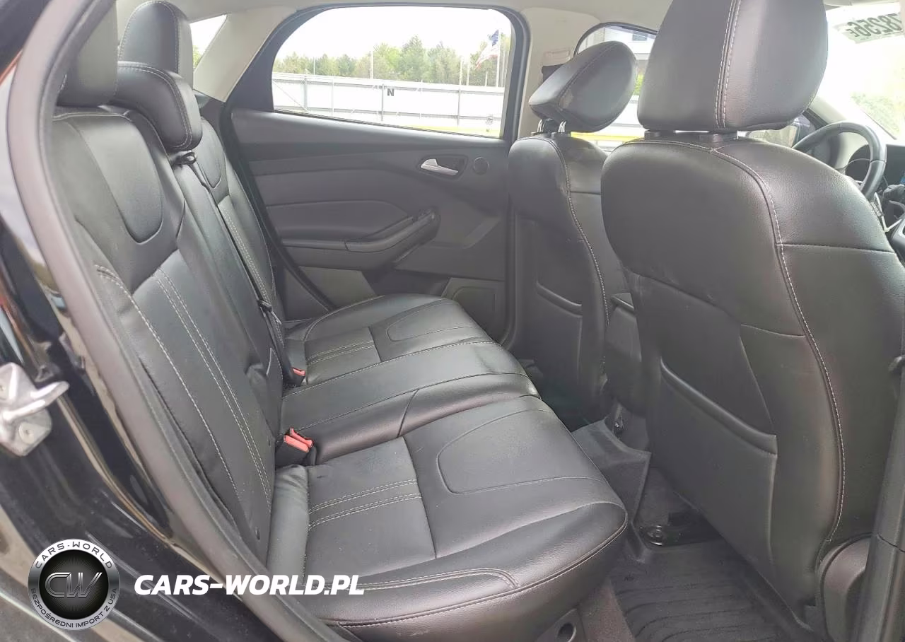 2014 Ford Focus Se VIN:1FADP3F29EL232180 - 10