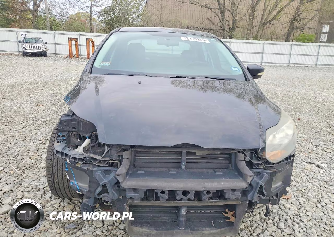 2014 Ford Focus Se VIN:1FADP3F29EL232180 - 5
