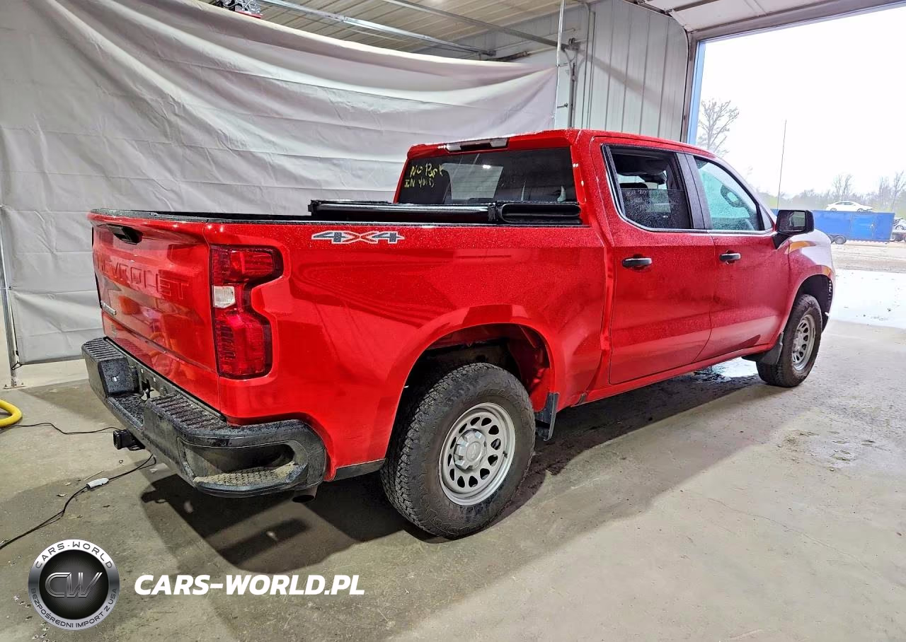 2024 Chevrolet Silverado K1500 VIN:3GCPDAEK2RG269158 - 3