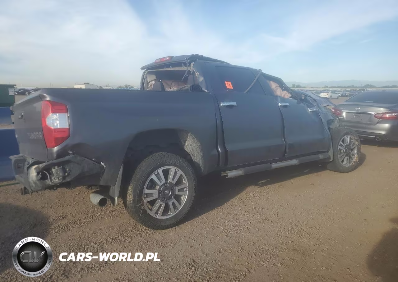 2018 Toyota Tundra Crewmax 1794 VIN:5TFAW5F16JX731735 - 3