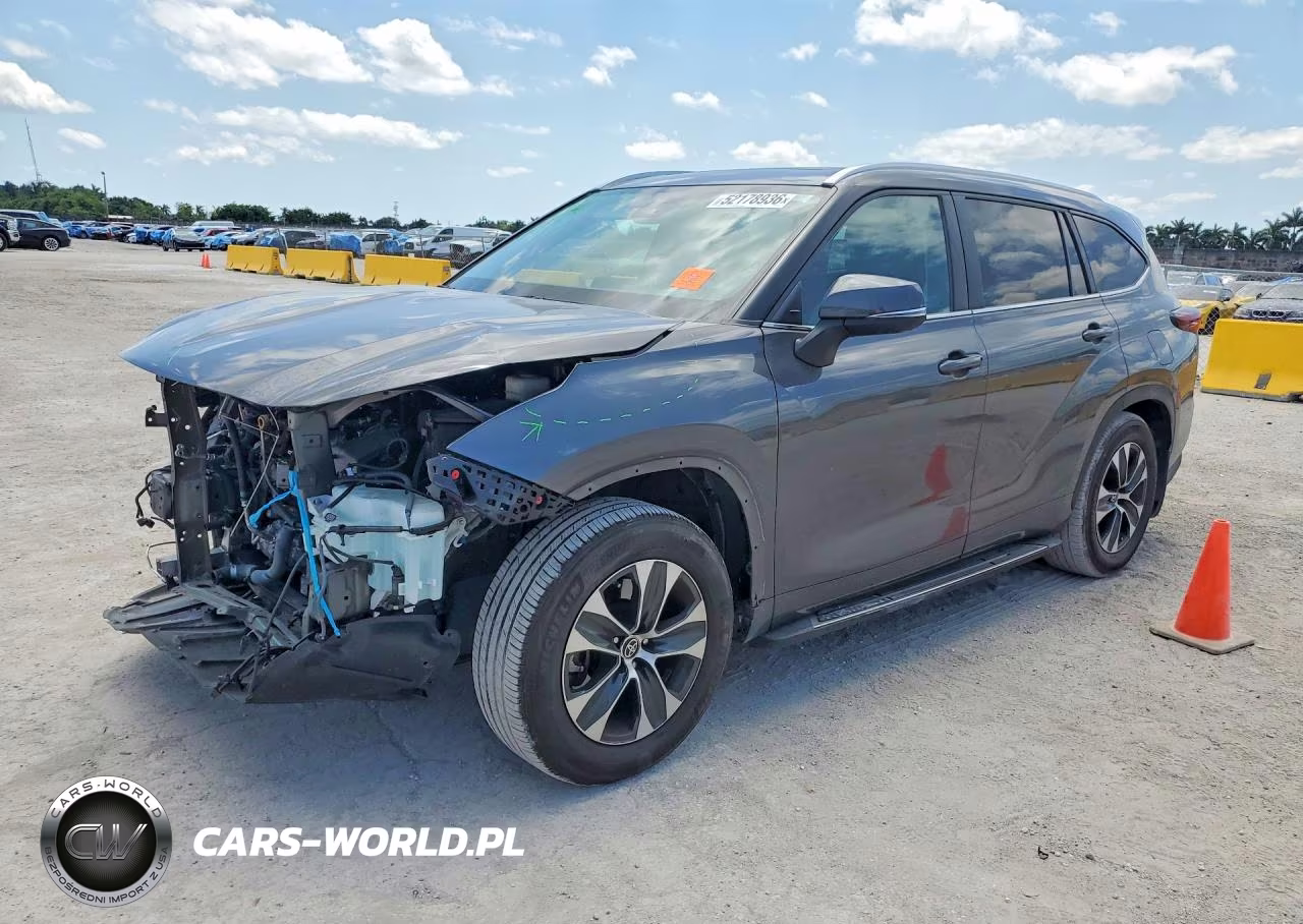 2024 Toyota Highlander Xle – zdjęcie 1 z 14