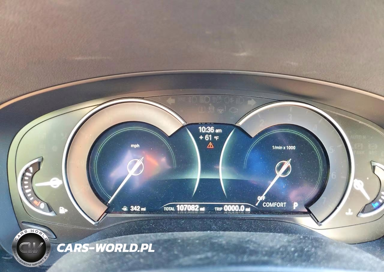 2019 BMW 530I VIN:WBAJA7C58KWC77514 - 9