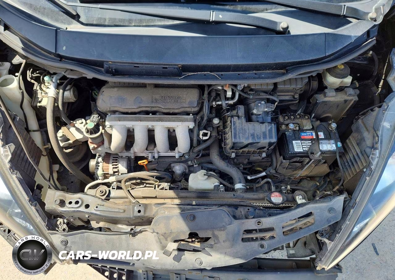 2013 Honda Fit Sport VIN:JHMGE8H54DC060638 - 11