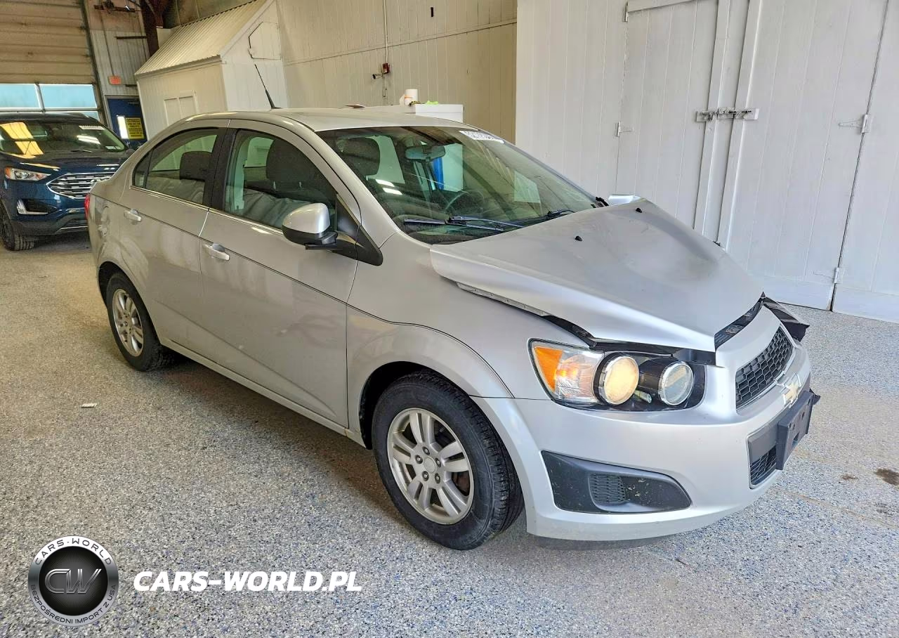 2013 Chevrolet Sonic Lt VIN:1G1JC5SG3D4202986 - 4