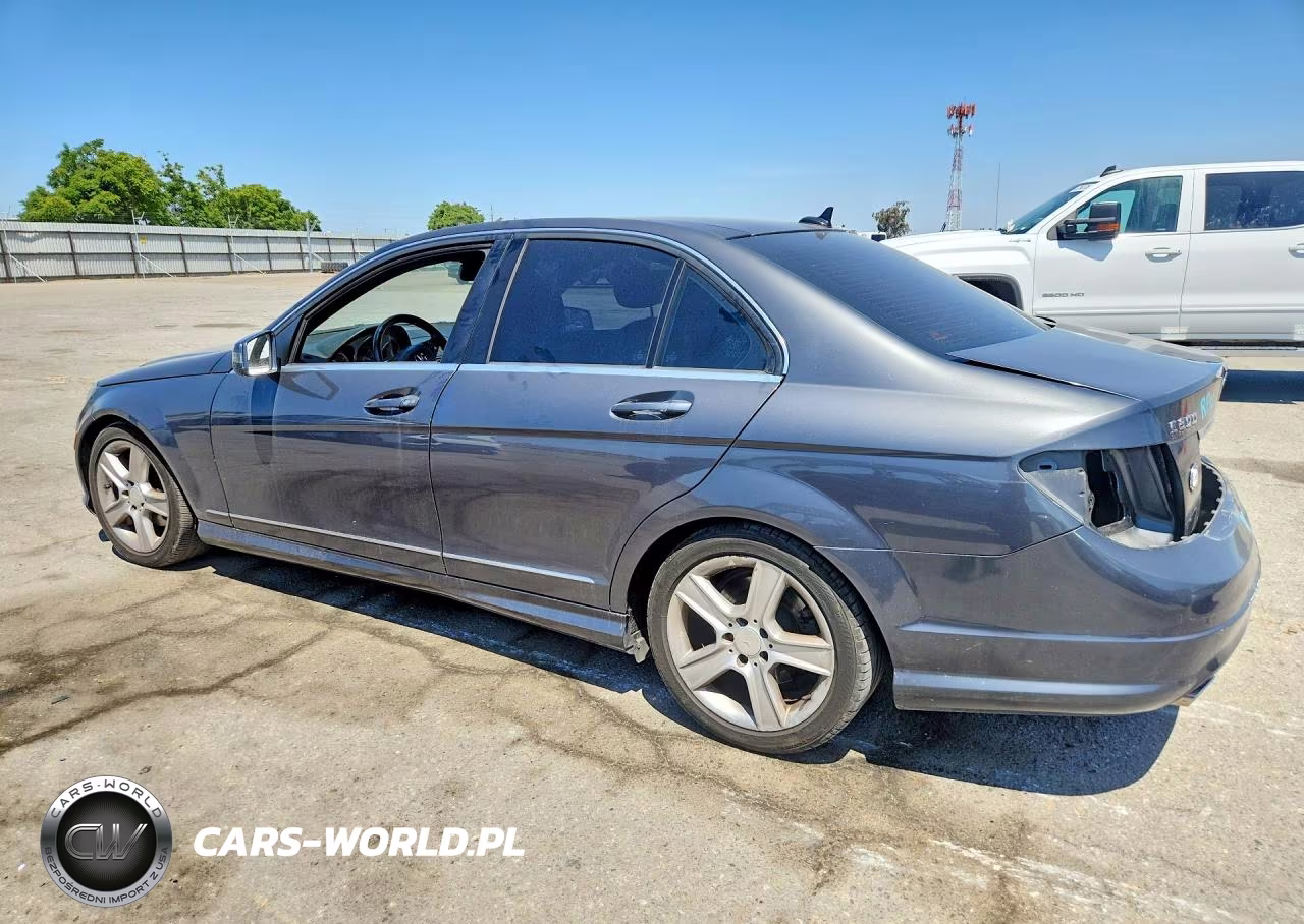 2010 Mercedes 300C VIN:WDDGF8BB5AF415085 - 2