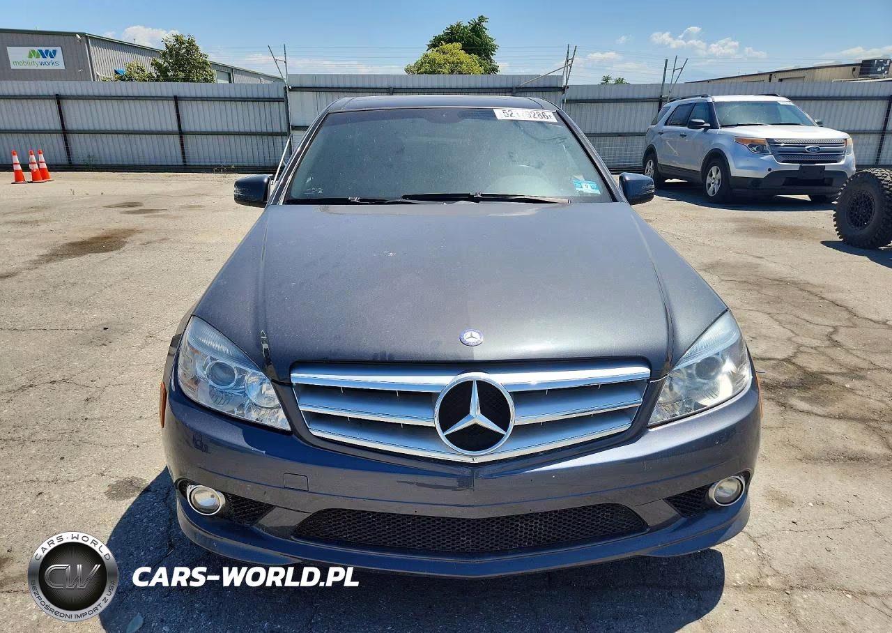2010 Mercedes 300C VIN:WDDGF8BB5AF415085 - 5