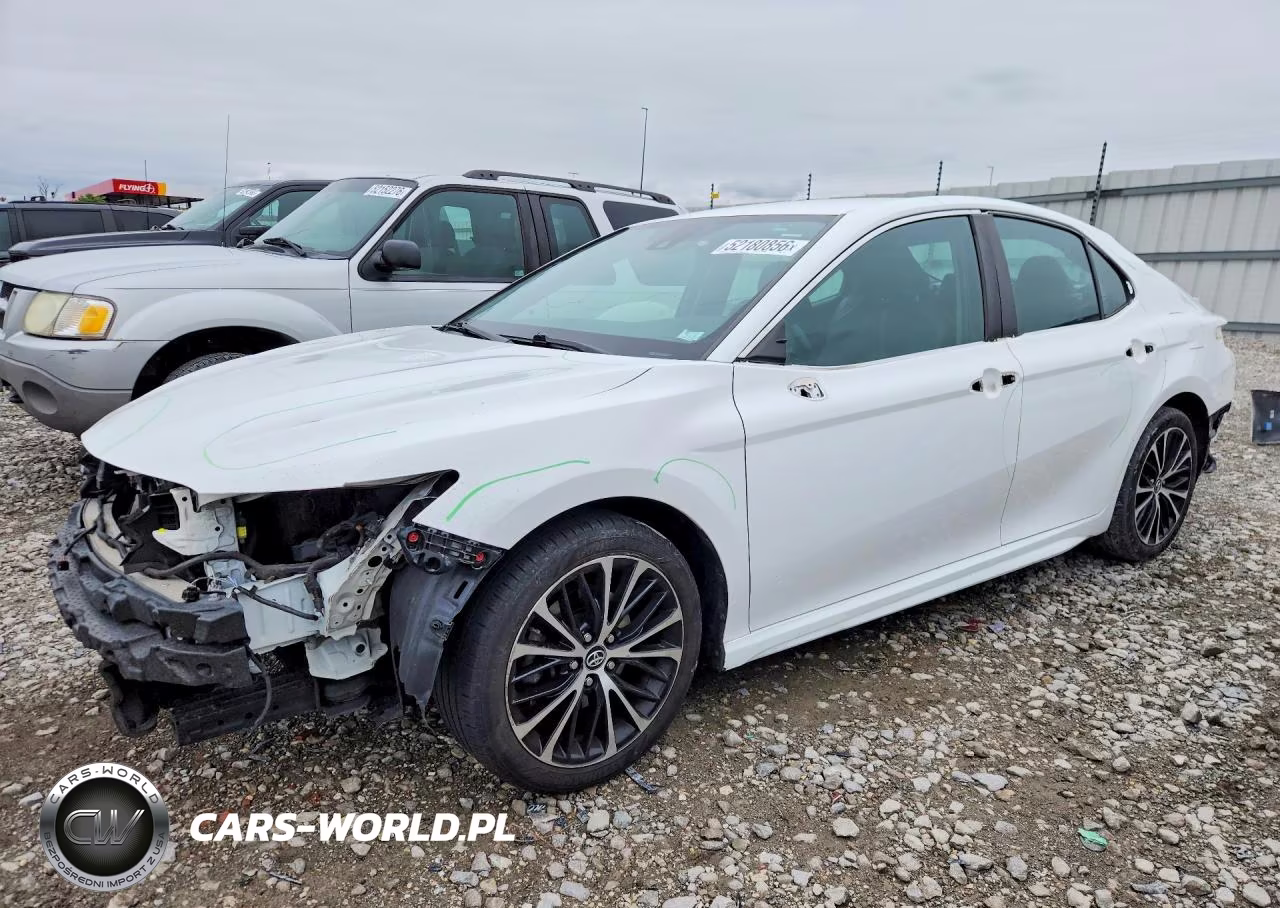 2018 Toyota Camry Se – zdjęcie 1 z 13