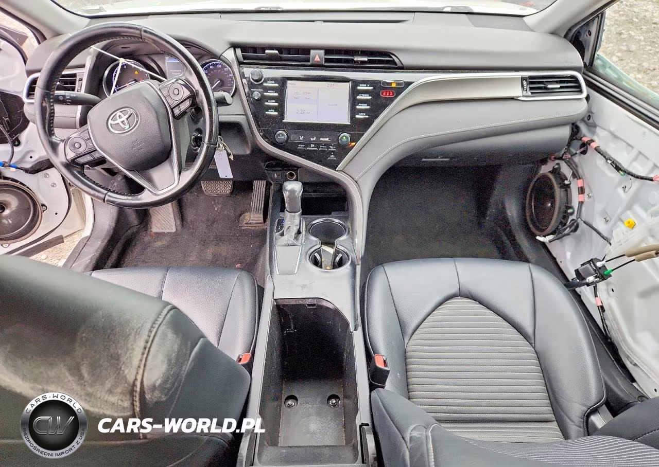 2018 Toyota Camry Se VIN:4T1B11HK0JU159477 - 8