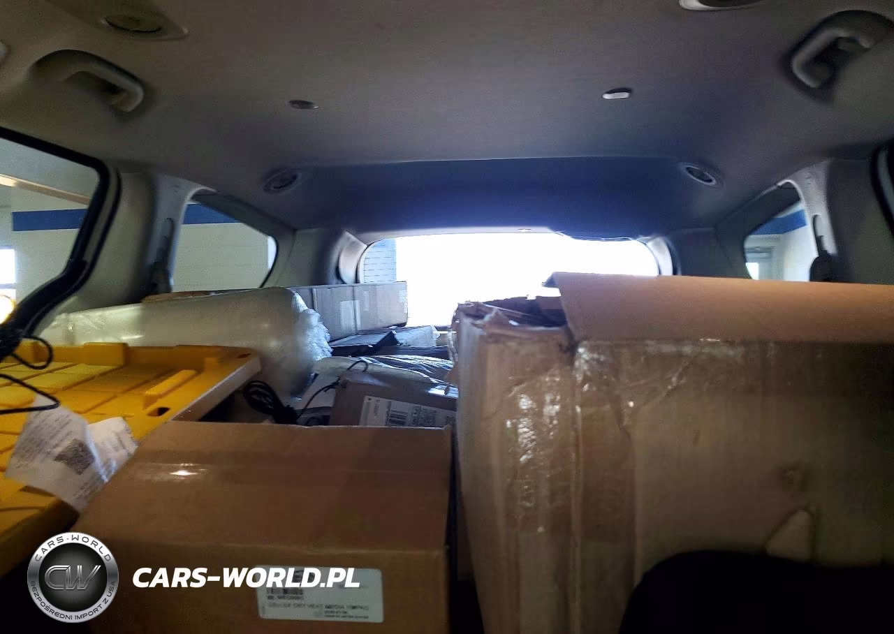 2024 Chrysler Voyager Lx VIN:2C4RC1CG6RR200493 - 10