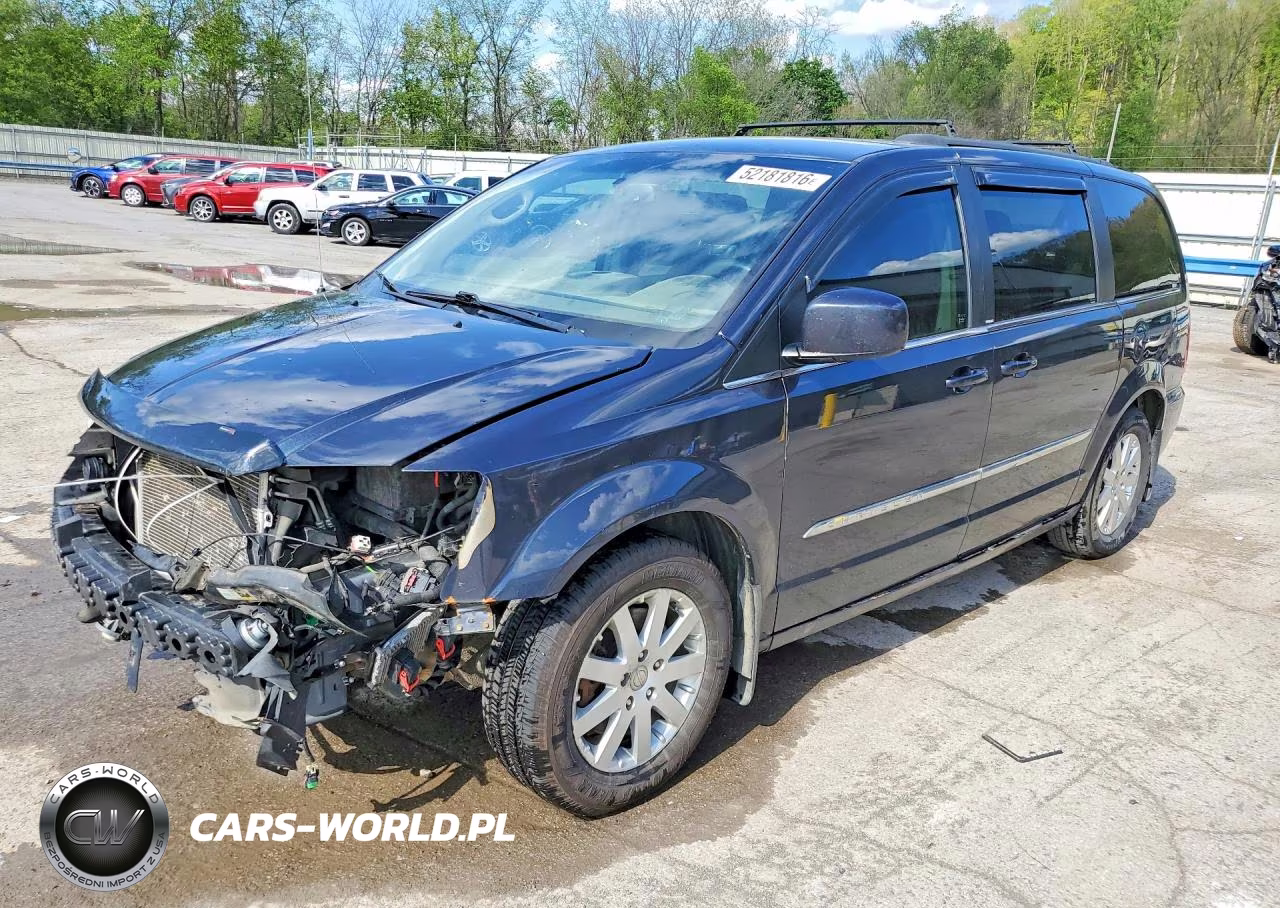 2014 Chrysler Town & Country Touring – zdjęcie 1 z 14