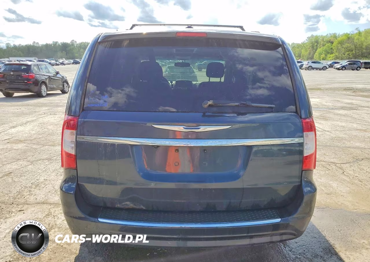 2014 Chrysler Town & Country Touring VIN:2C4RC1BG9ER232303 - 6