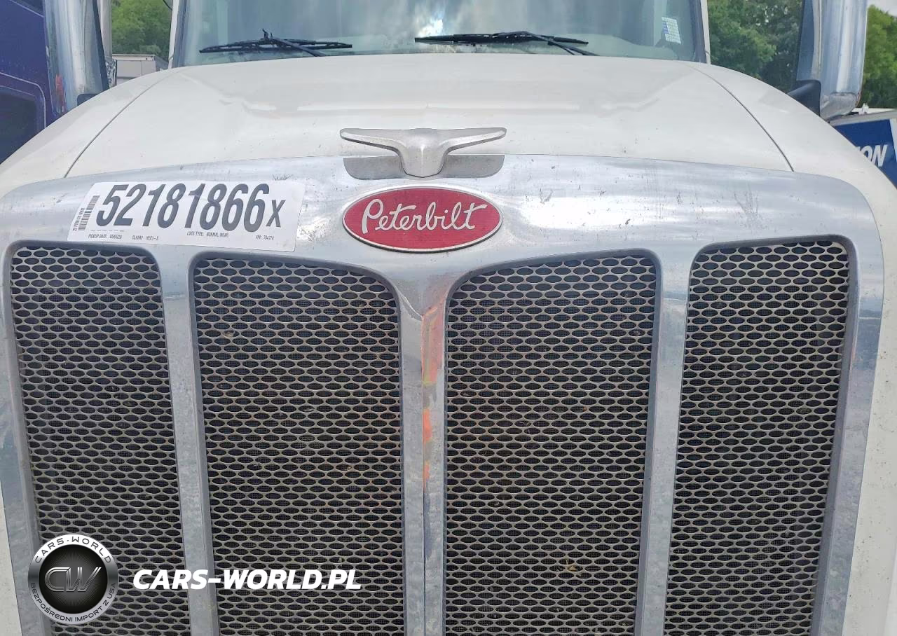 2022 Peterbilt 579 Semi Truck VIN:1XPBDP9X1ND784774 - 7