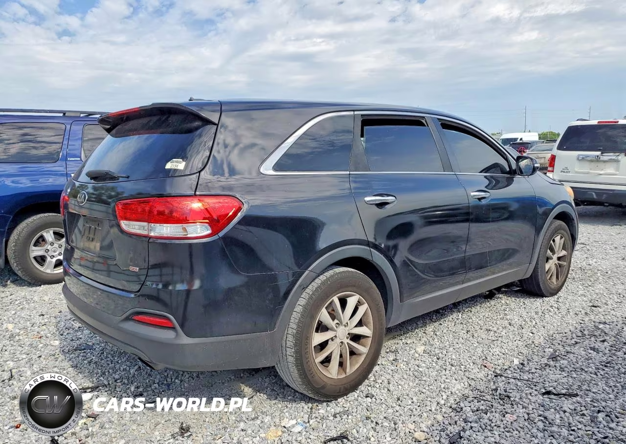2018 Kia Sorento L VIN:5XYPG4A39JG397763 - 3