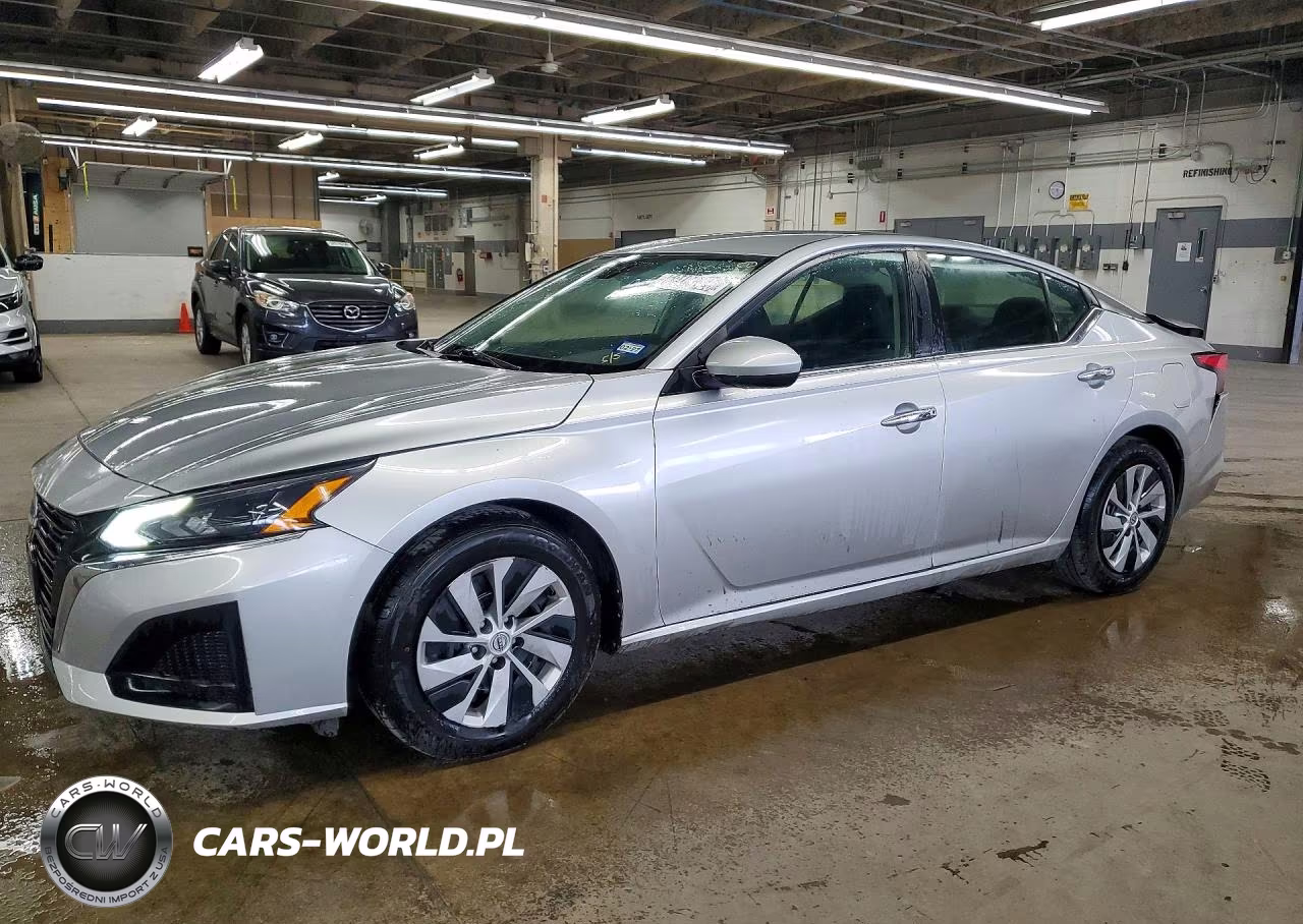 2023 Nissan Altima S