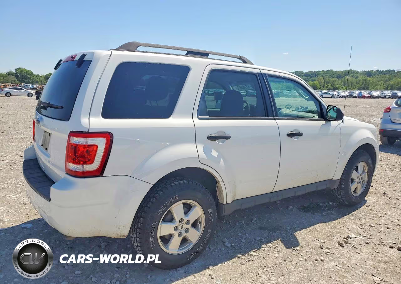 2011 Ford Escape Xlt VIN:1FMCU0D73BKB74771 - 3