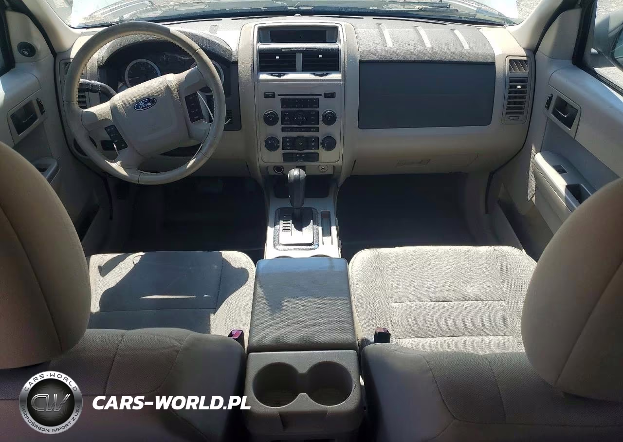 2011 Ford Escape Xlt VIN:1FMCU0D73BKB74771 - 8