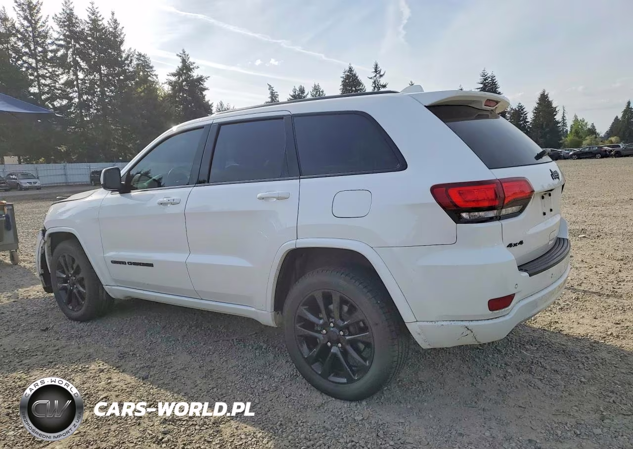 2018 Jeep Grand Cherokee Laredo VIN:1C4RJFAG1JC357853 - 2