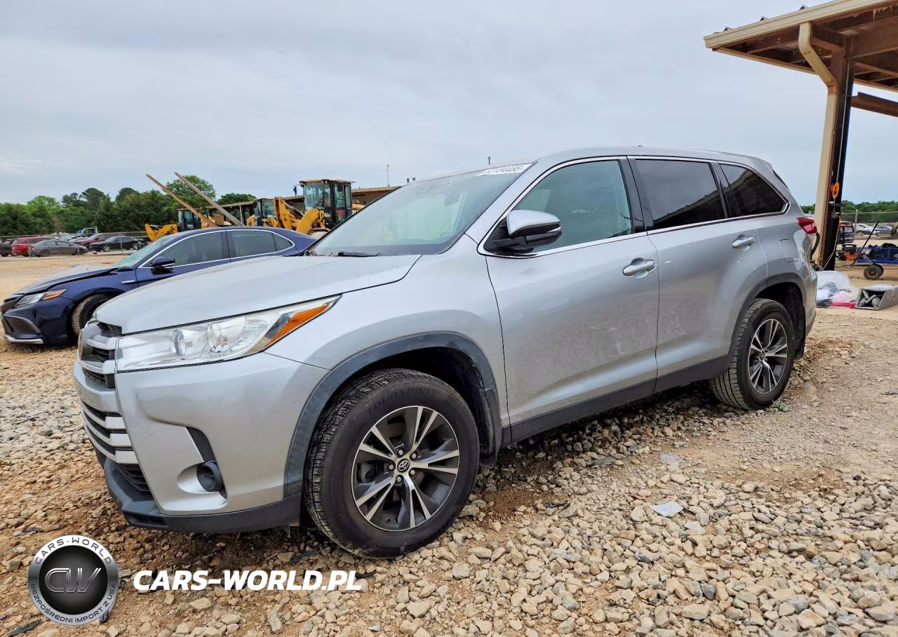 2019 Toyota Highlander Le