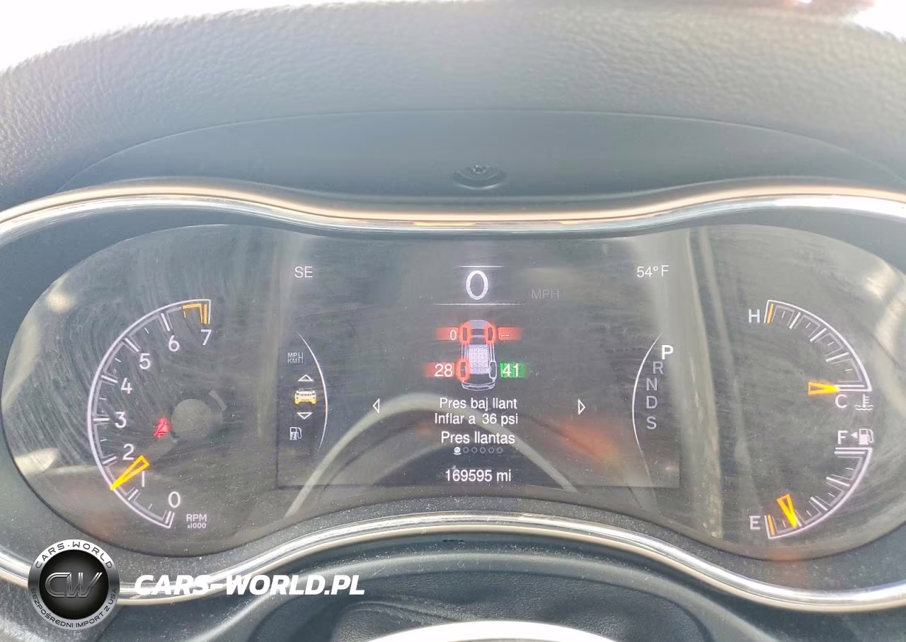 2014 Jeep Grand Cherokee Laredo VIN:1C4RJFAG9EC547129 - 9