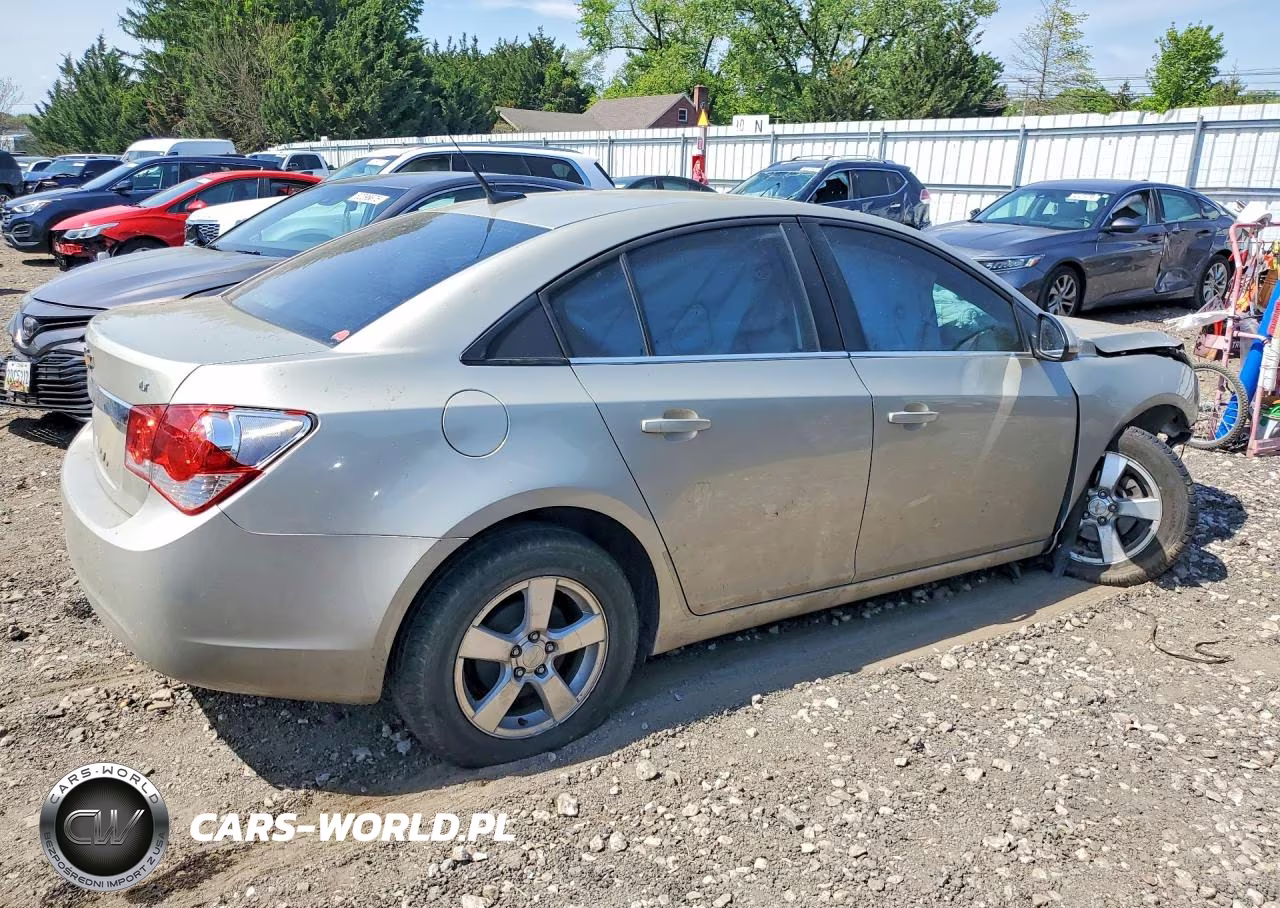 2014 Chevrolet Cruze Lt VIN:1G1PC5SB0E7133706 - 3