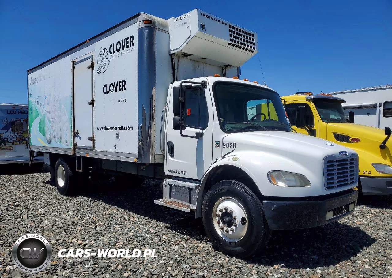 2008 Freightliner Business Class M2 Refrigerated Box Truck VIN:1FVACXDT08DZ95820 - 4