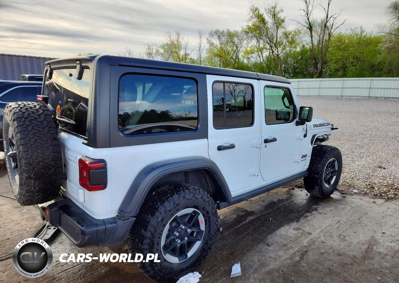 2018 Jeep Wrangler Unlimited Rubicon VIN:1C4HJXFG9JW312765 - 3