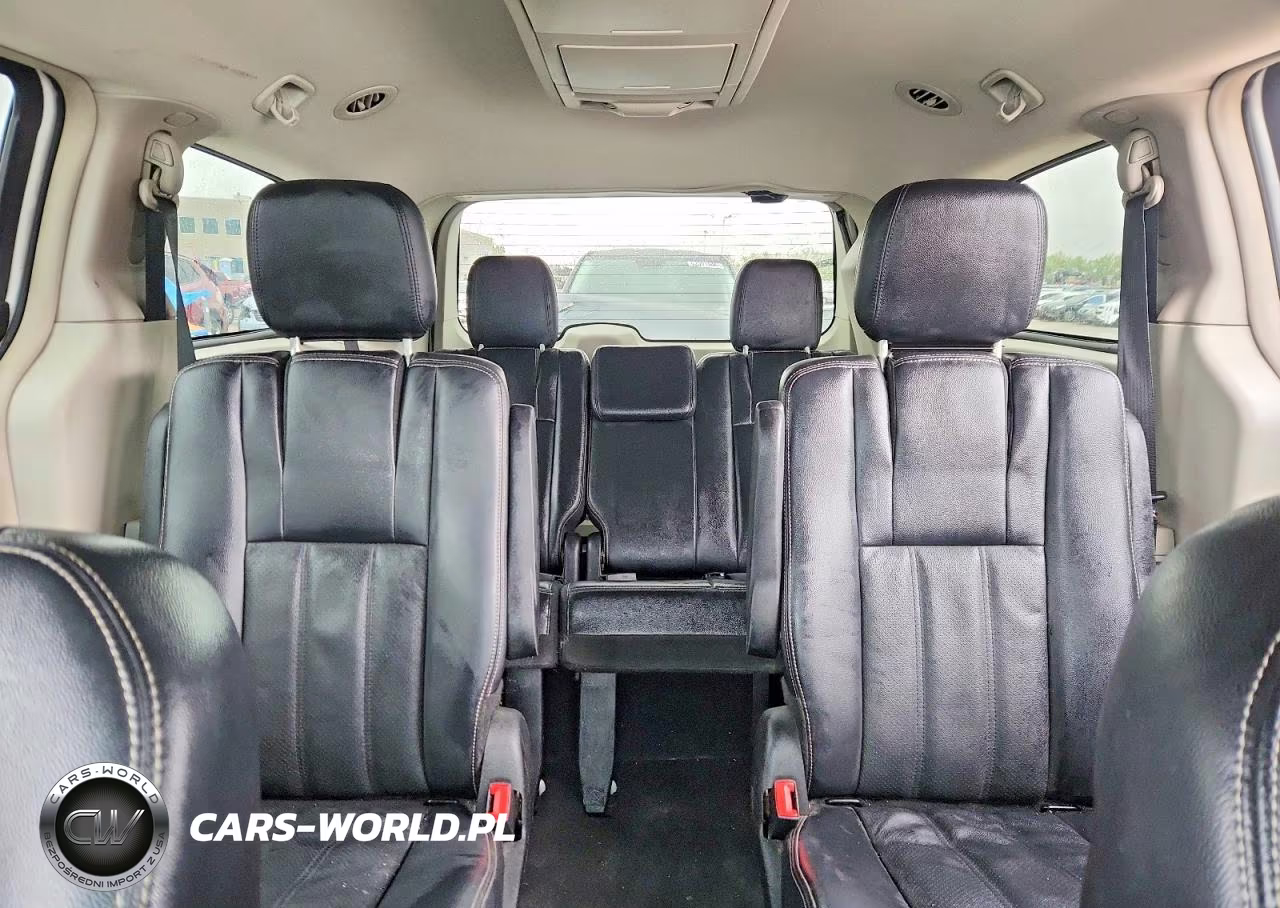 2012 Chrysler Town & Country Touring VIN:2C4RC1BG0CR415599 - 10