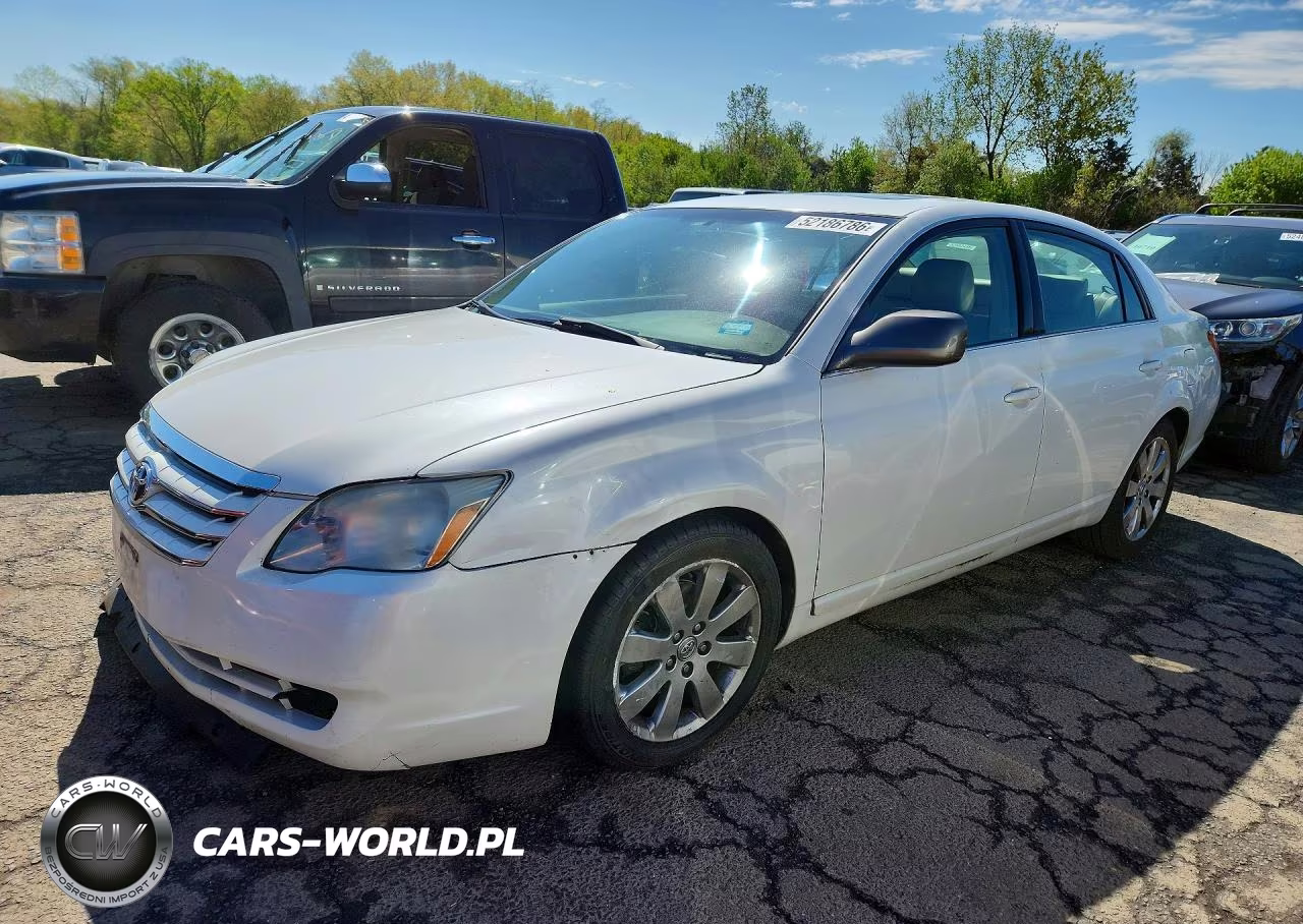 2005 Toyota Avalon Xls