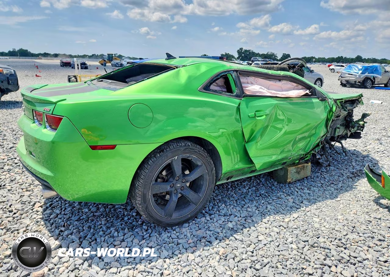2011 Chevrolet Camaro Lt VIN:2G1FC1ED0B9141817 - 3