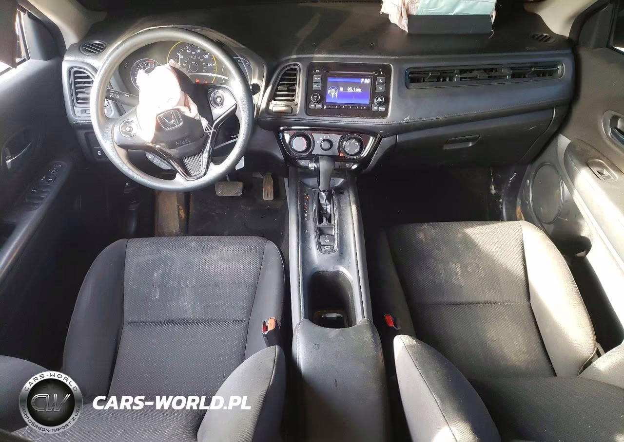 2018 Honda Hr-V Lx VIN:3CZRU6H31JM721949 - 8